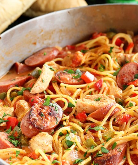 Creamy One-Pot Jambalaya Pasta