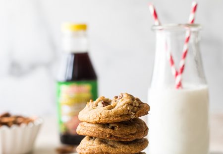 Brown Sugar Praline Cookies with Cinnamon Praline Glaze