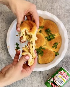 Pull-Apart Stuffed Creole Rolls