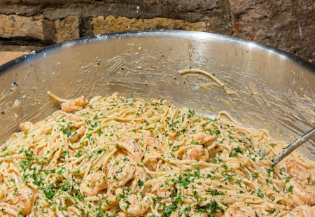 Creamy Garlic Shrimp Linguine
